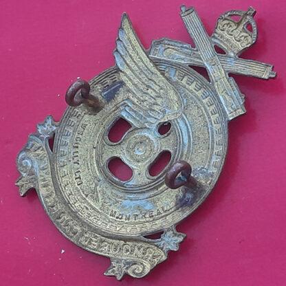 (Canada) 2nd Armoured Car Regiment - King's Crown Gilding Metal Cap Badge - Image 2