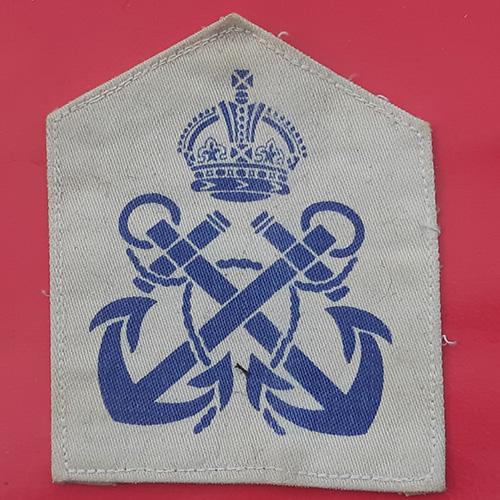 Royal Navy - Petty Officer's King's Crown Cloth Sleeve Badge