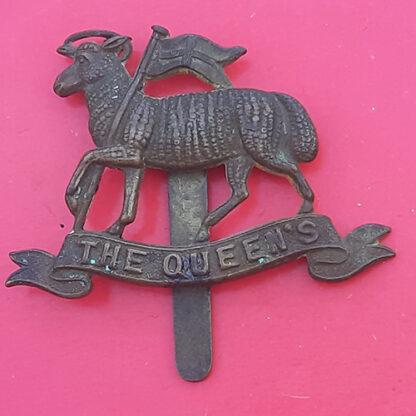 The Queen's Regiment - WW1 Economy Issue Gilding Metal Cap Badge