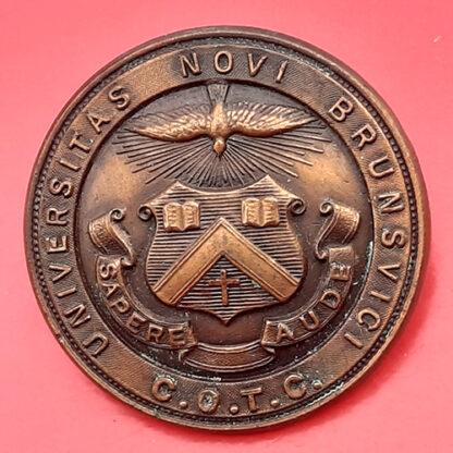 (Canada) University Of New Brunswick - Gilding Metal Cap Badge