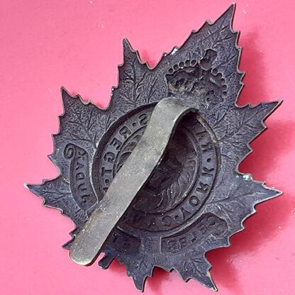 (Canada) The York Rangers Regiment Of Canada - Blackened Brass Cap Badge - Image 2