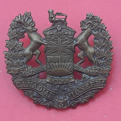 (Canada) The 3rd Pioneer Battalion - Gilding Metal Cap Badge