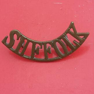 The Suffolk Regiment - Gilding Metal Shoulder Title