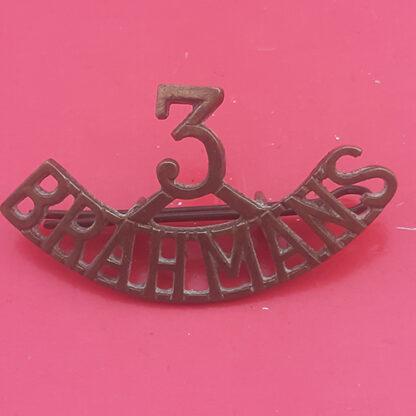 (India) 3rd Brahmans - Gilding Metal Shoulder Title.