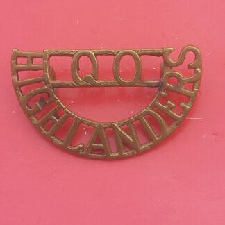 The Queen's Own Highlanders - Gilding Metal Shoulder Title.
