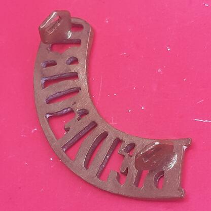 The Bedfordshire Regiment - Gilding Metal Shoulder Title. - Image 2