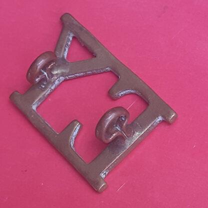 The Essex Yeomanry - Gilding Metal Shoulder Title. - Image 2