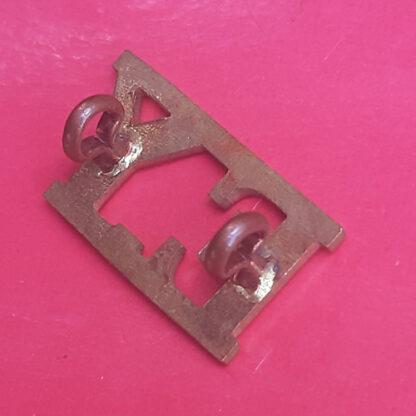The Essex Yeomanry - Gilding Metal Shoulder Title. - Image 2