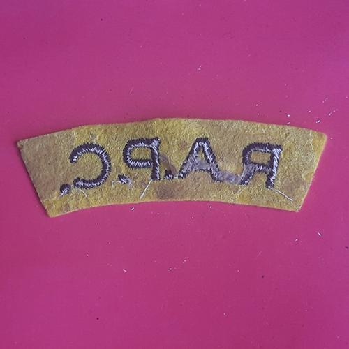 The Royal Army Pay Corps - Woven Shoulder Title. - Image 2