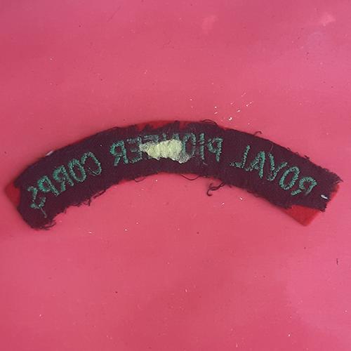 The Royal Pioneer Corps - Woven Shoulder Title. - Image 2