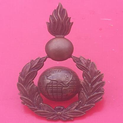 The Royal Marine Artillery - Gilding Metal Cap Badge