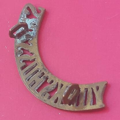 The Yorkshire Hussars - Gilding Metal Shoulder Title. - Image 2