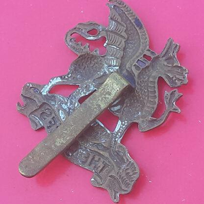 The Buffs ( East Kent Regiment) - Gilding Metal Cap Badge. - Image 2