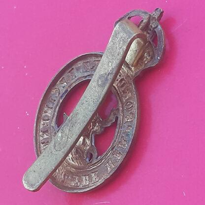 The Hertfordshire Regiment - King's Crown Gilding Metal Cap Badge. - Image 2