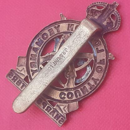 The County Of London Yeomanry (Sharpshooters) - King's Crown Bi Metal Cap Badge. - Image 2