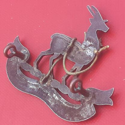 The Royal Warwickshire Regiment - Officers Silver & Gilt Cap Badge. - Image 2