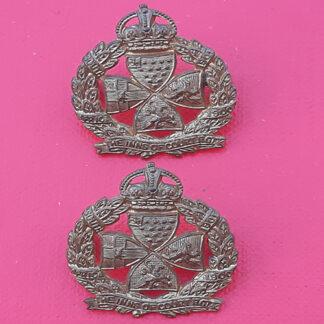 The Inns Of Court Regiment - King's Crown Gilding Metal Collar Badges.