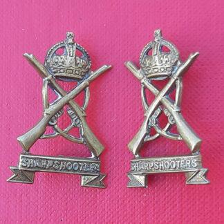 3rd County Of London Yeomanry (Sharpshooters) - King's Crown Gilding Metal Collar Badges.