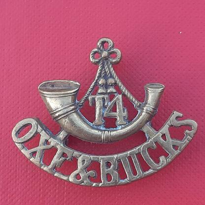 4th Territorial Battalion Oxfordshire & Buckinghamshire Regiment - Gilding Metal Shoulder Title.