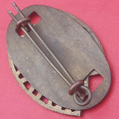 Leys School O.T.C - Gilding Metal Shoulder Title. - Image 2