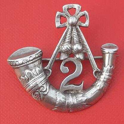 (India) 2nd ( Queen's Own ) Rajput Regiment Of Bengal Light Infantry  - Officer's Silver Cap Badge.