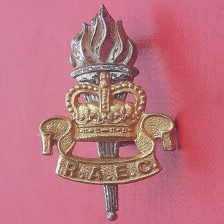 The Royal Army Educational Corps - Officer's Silver & Gilt Cap Badge.
