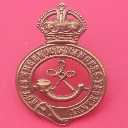 The Notts & Sherwood Rangers Yeomanry - King's Crown Gilding Metal Cap Badge.