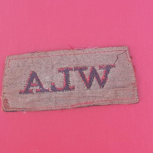 Women's Land Army - Woven Cloth Badge. - Image 2