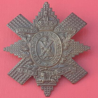 (Canada) The Royal Highlanders of Canada ( Black Watch ) - King's Crown Gilding Metal Cap Badge.
