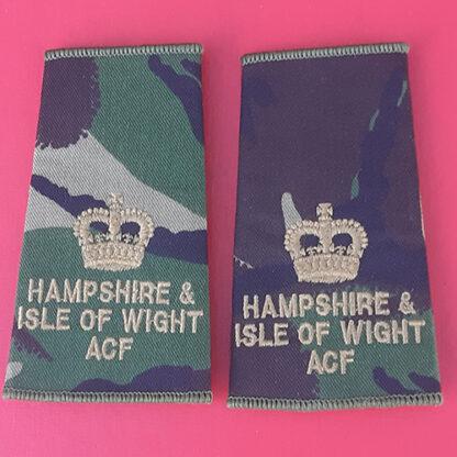 Hampshire & Isle Of Wight A.C.F - Major's Shoulder Boards.