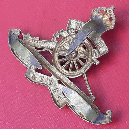 The Honourable Artillery Company - King's Crown Officer's Gilt Cap Badge. - Image 2