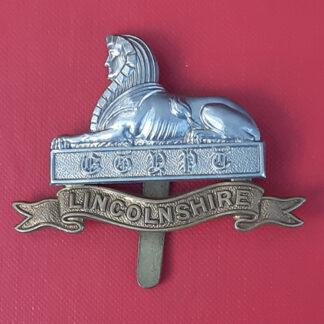 The Lincolnshire Regiment - Bi Metal Cap Badge.