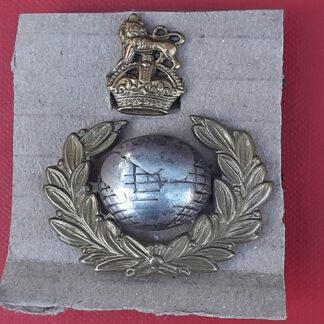 The Royal Marines - Officer's Bi Metal Cap Badge.