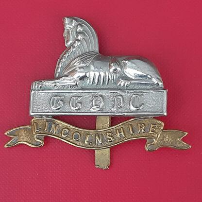 The Lincolnshire Regiment - Bi Metal Cap Badge.
