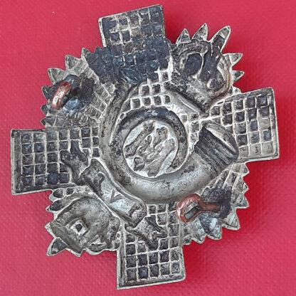 1st Volunteer Batallion The Highland Light Infantry - King's Crown White Metal Cap Badge. - Image 2