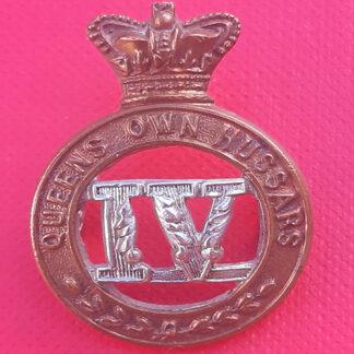 4th Queen's Own Hussars - Queen Victoria's Crown Bi Metal Collar Badge.