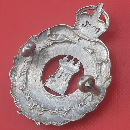 Isle Of Wight Rifles - King's Crown Silver Plated Cap Badge. - Image 2