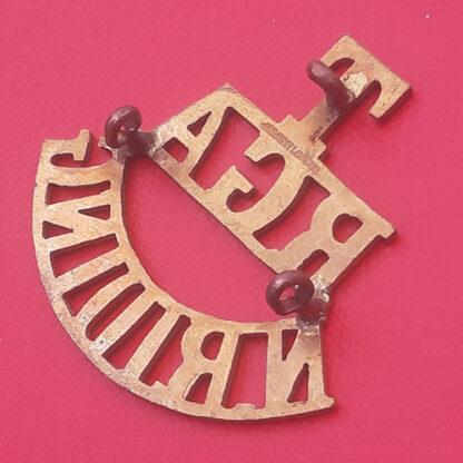 Royal Garrison Artillery North Riding Territorials - Gilding Metal Shoulder Title. - Image 2