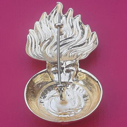 The Minden & Normandy Band of The Queen's Division - "New Metal" Busby Grenade Badge. - Image 2