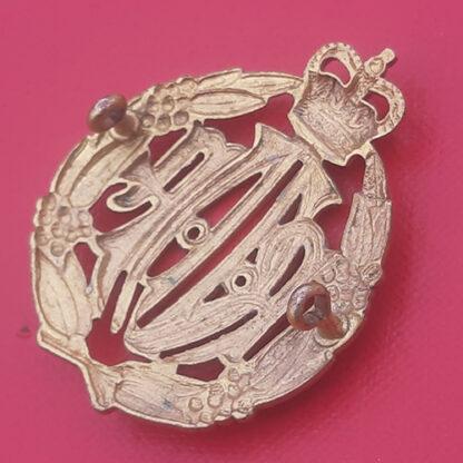 (Australia) The Royal Australian Air Force - Queen's Crown Gilding Metal Cap Badge. - Image 2