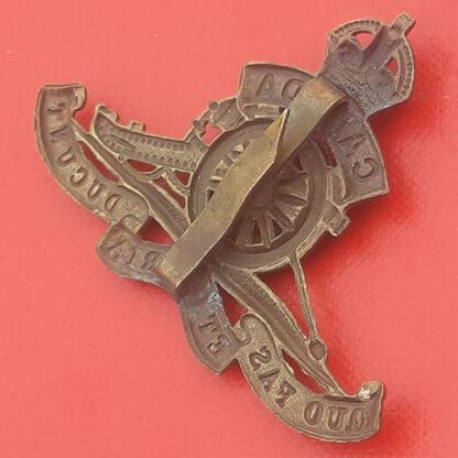 (Canada) The 63rd Royal Canadian Artillery - WW1 King's Crown Gilding Metal Cap Badge. - Image 2