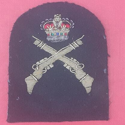 Royal Marines Platoon Weapons Instructors 1st Class  - Gold Wire Bullion On Lovat Green Specialist Qualification Badge.