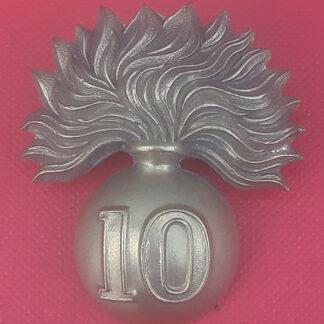 (Canadian Militia)10th Battalion Of Royal Grenadiers - Gilding Metal Cap Badge.