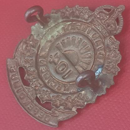 (Canadian Militia) 104th Regiment - King's Crown Gilding Metal Collar Badge. - Image 2