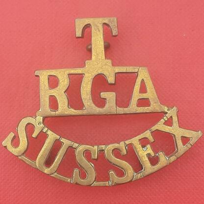 Royal Garrison Artillery Sussex Territorials - Gilding Metal Shoulder Title.