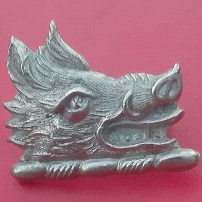 (Canada) The Lorne Rifles (Scottish) - White Metal Collar Badge.