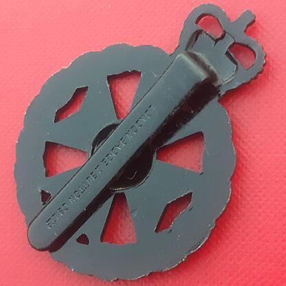The Royal Green Jackets - Black Anodised Cap Badge. - Image 2