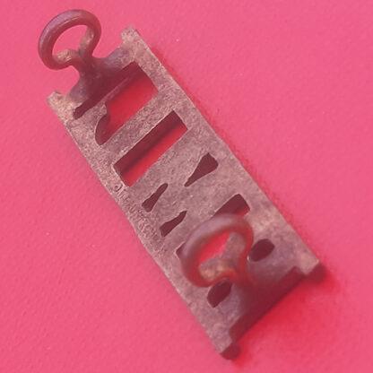 The Royal Marines Light Infantry - Officer's Gilding Metal Shoulder Title. - Image 2