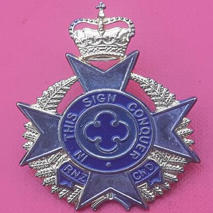 (New Zealand) Royal New Zealand Chaplain's Department - Queen's Crown Silver & Gilt Cap Badge.