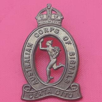 (Australia) Australian Corps Of Signals - King's Crown Gilding Metal Cap Badge.